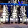 Van cổng JIS10K