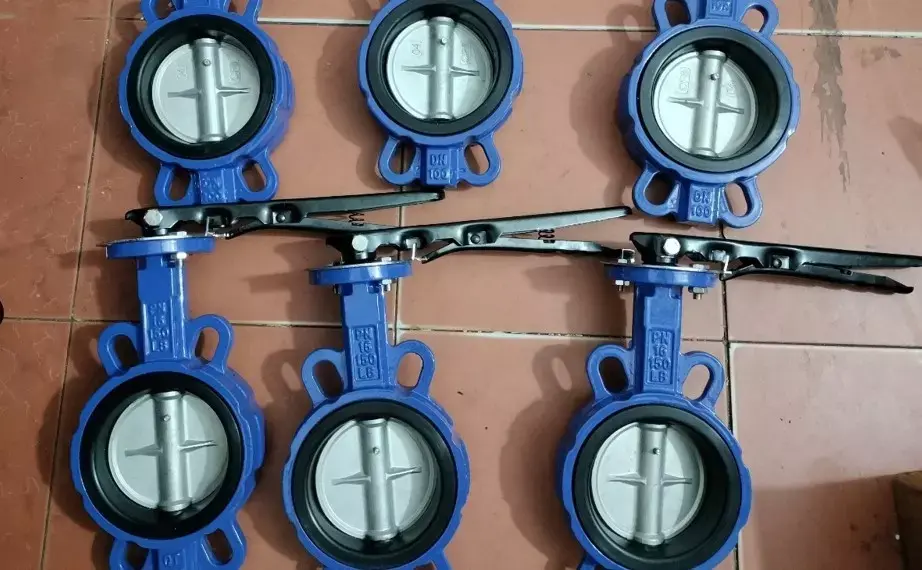 Hình ảnh van bướm tay gạt AUT Van bướm tay gạt AUT